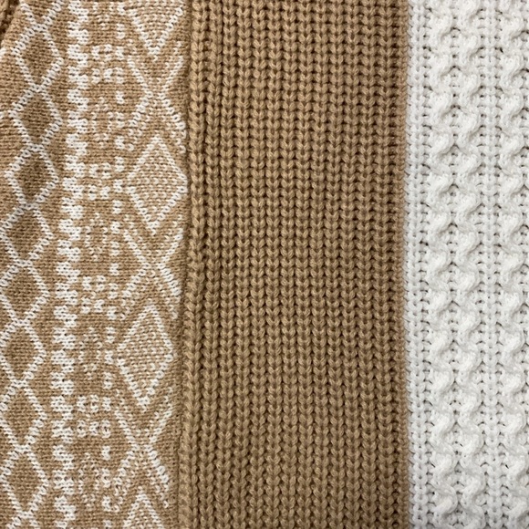 Size s women’s Dakota by Steven madden multi pattern sweater - Picture 2 of 6